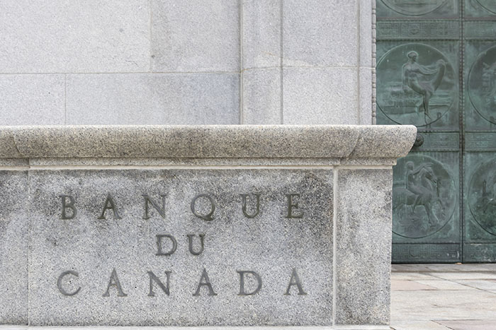La Banque du Canada réduit son taux directeur de 50 points de base, à 3 ...
