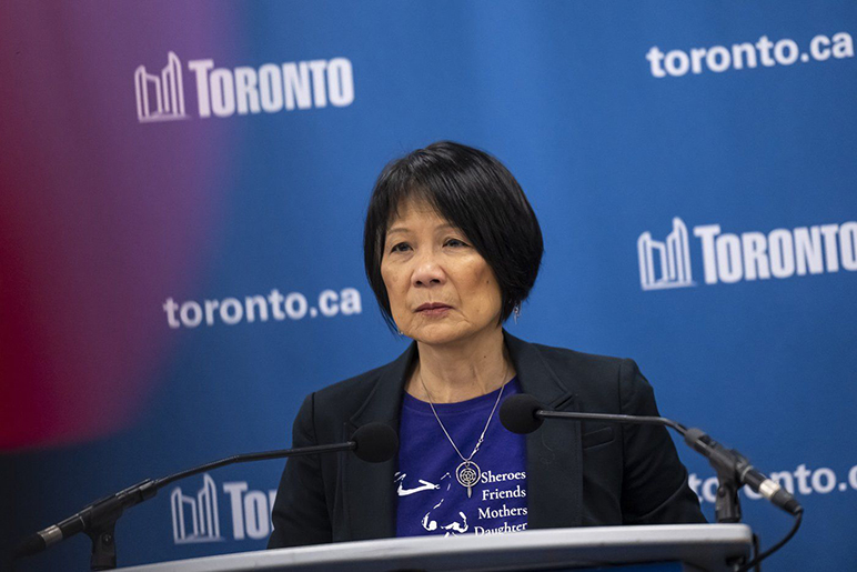 Tarifs douaniers: Toronto veut exclure des fournisseurs américains