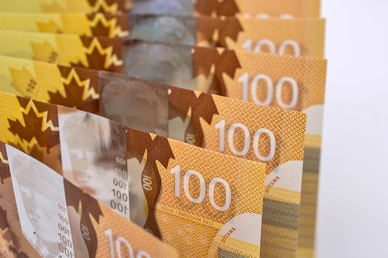 700G$ pour les ultra-riches, la fracture en bas