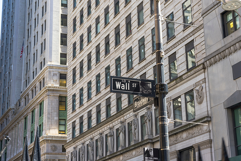 Bourse: Wall Street ouvre en baisse après l’échec des négociations en Iran