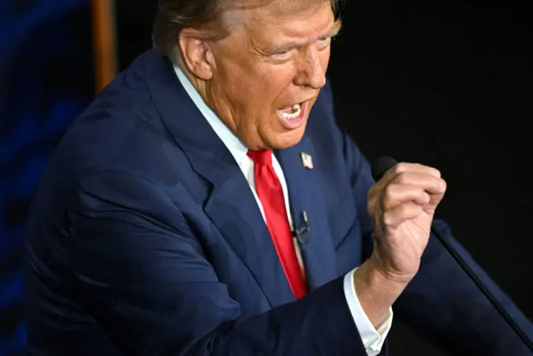 Photo: lesaffaires.com Trump Threatens to Block Bombardier Sales Unless Planes Are Built in US