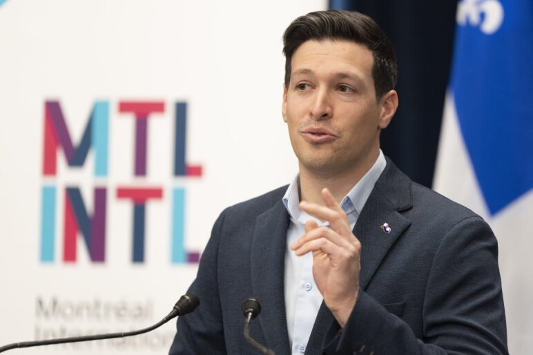 Le maire de Laval compte rester en poste malgré sa tumeur au cerveau
